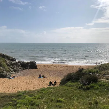 A 50 M De La Avec Parking Privatif *