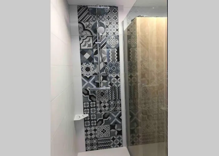 A 50 M De La Avec Parking Privatif *