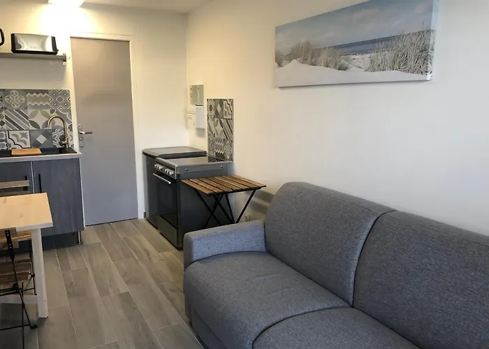 A 50 M De La Avec Parking Privatif *